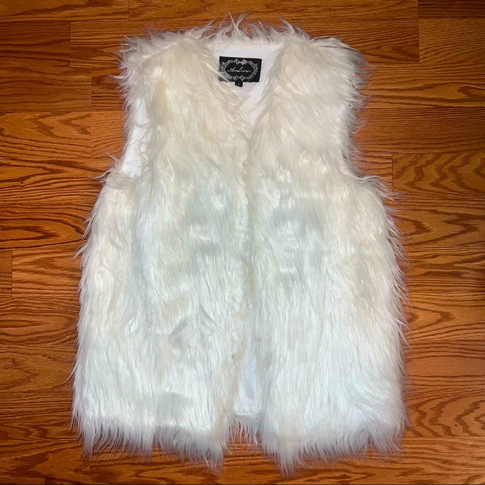 Oversized White Faux Fur Vest